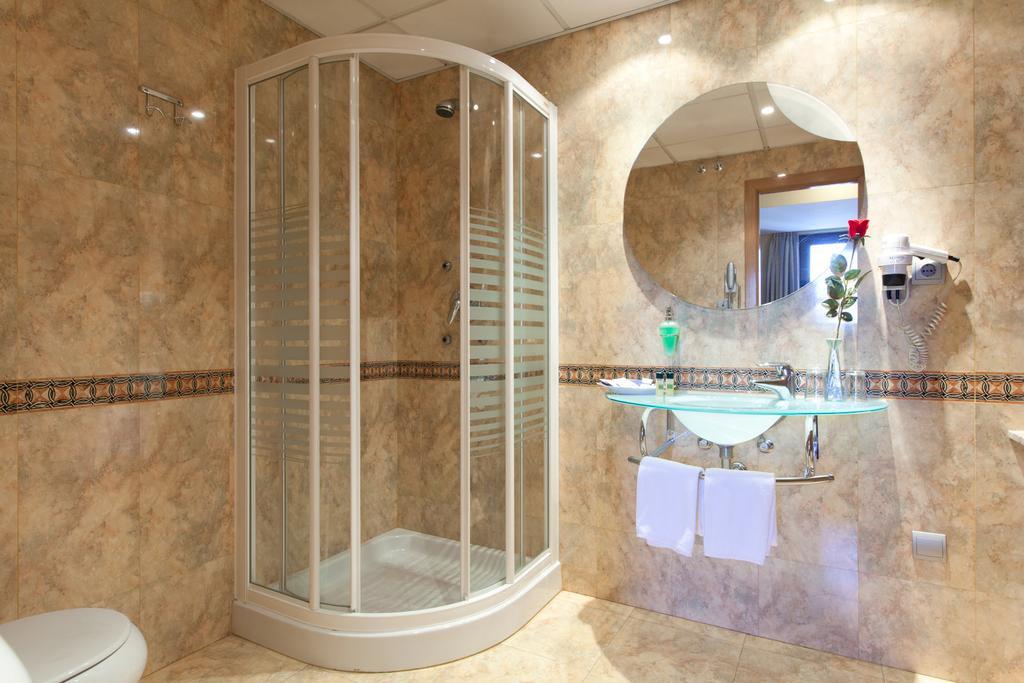 Hotel Galaico 3*
